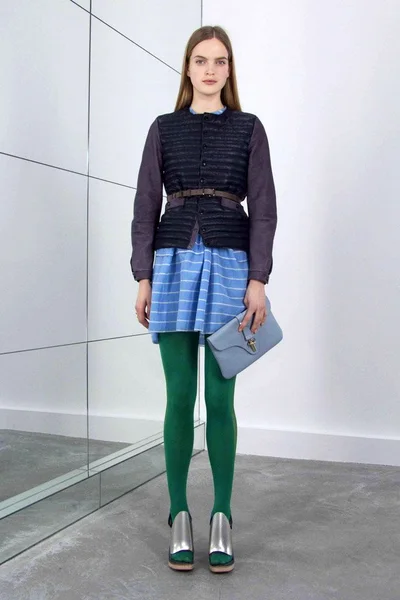 Look 4